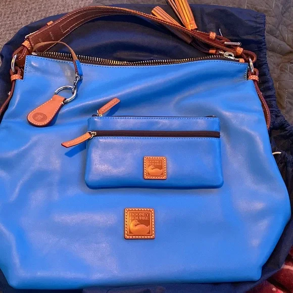 NWOT Dooney & Bourke Bag. Bought but never carried. - Picture 2 of 5